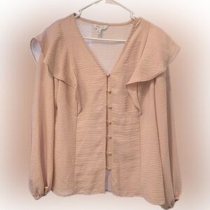 Gorgeous Nine West button up blouse